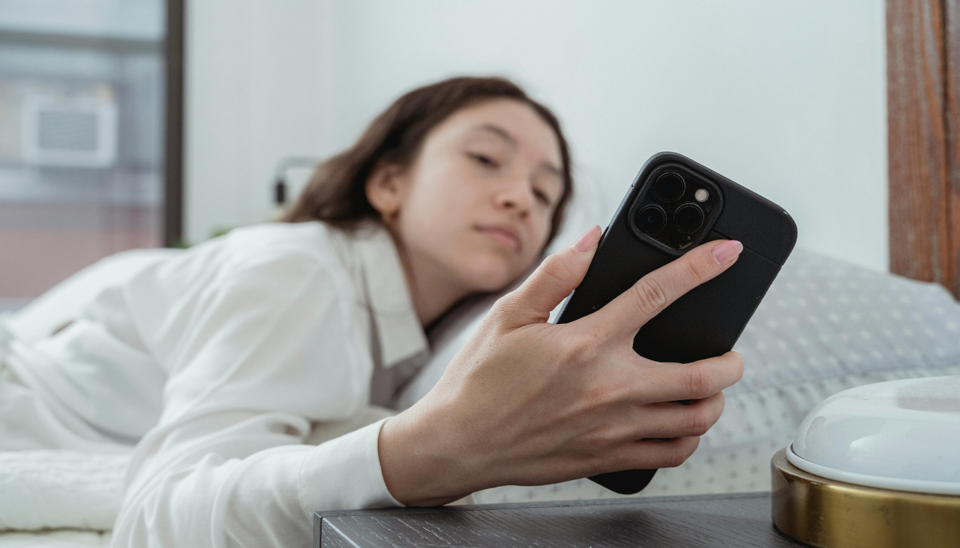 Acordar quase todos os dias às 3h é normal? Há explicação científica