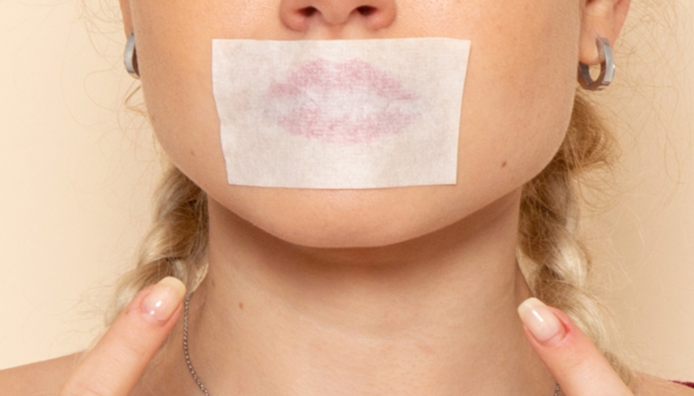 Médico alerta contra uso de fita na boca à noite para prevenir respiração bucal: entenda os riscos