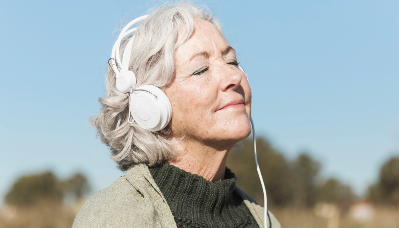 Ruído branco neutraliza o zumbido do ouvido: como funciona a terapia sonora?