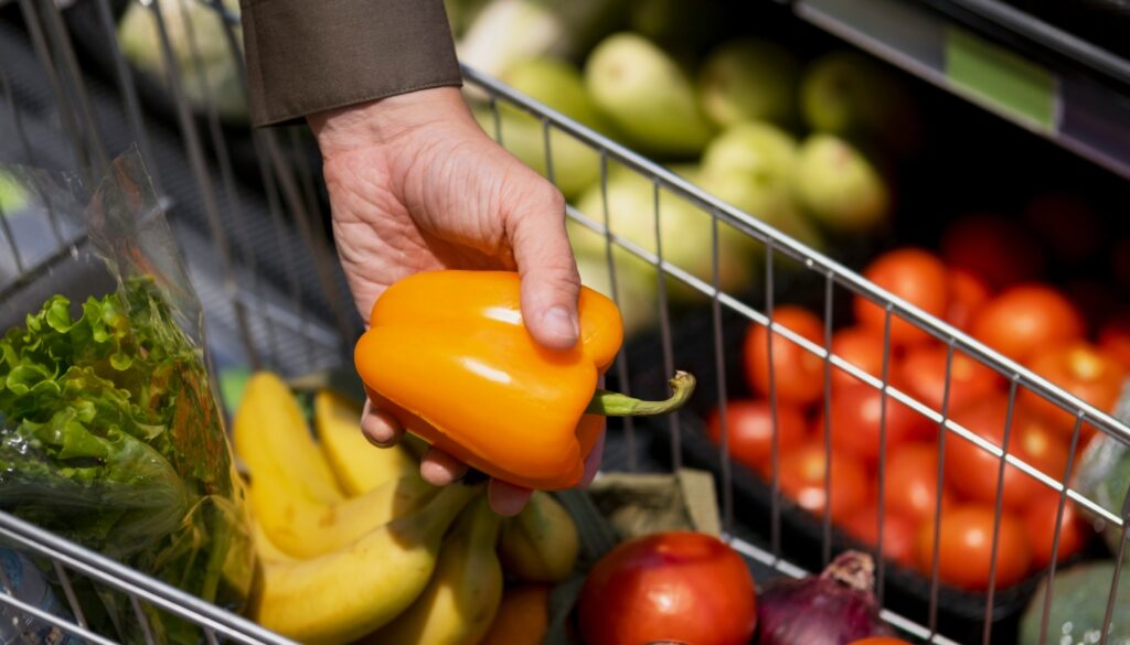 alimentos com mais agrotóxico