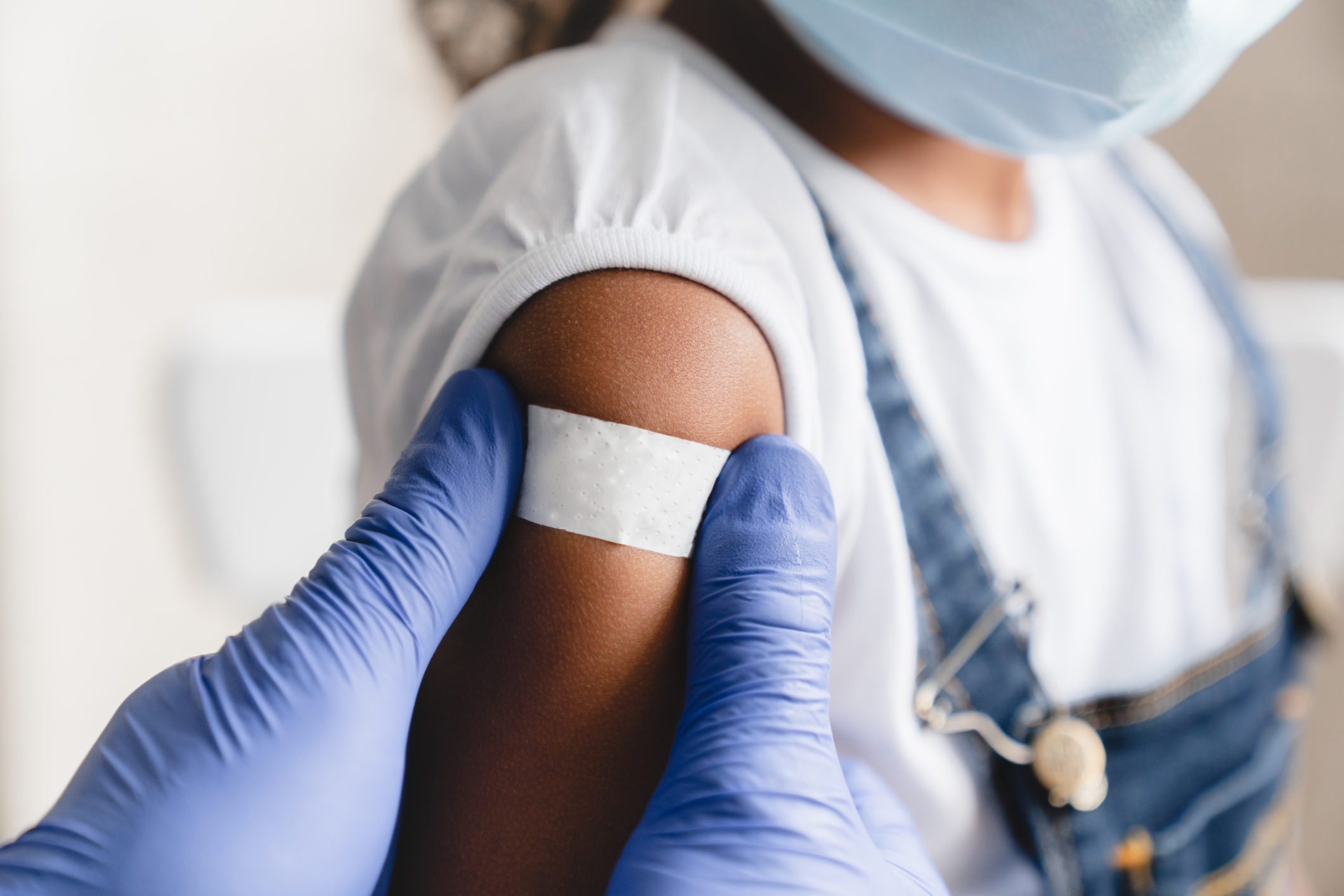 A vacinação, sem dúvidas, é uma das maiores aliadas no combate à meningite