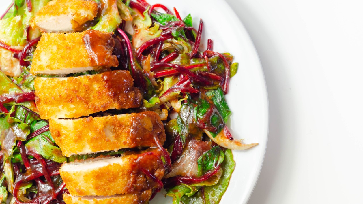 Salada de frango com beterraba